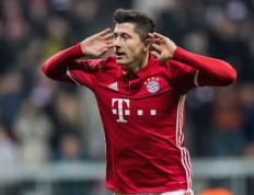 极速电竞- 莱万多夫斯基辱华 