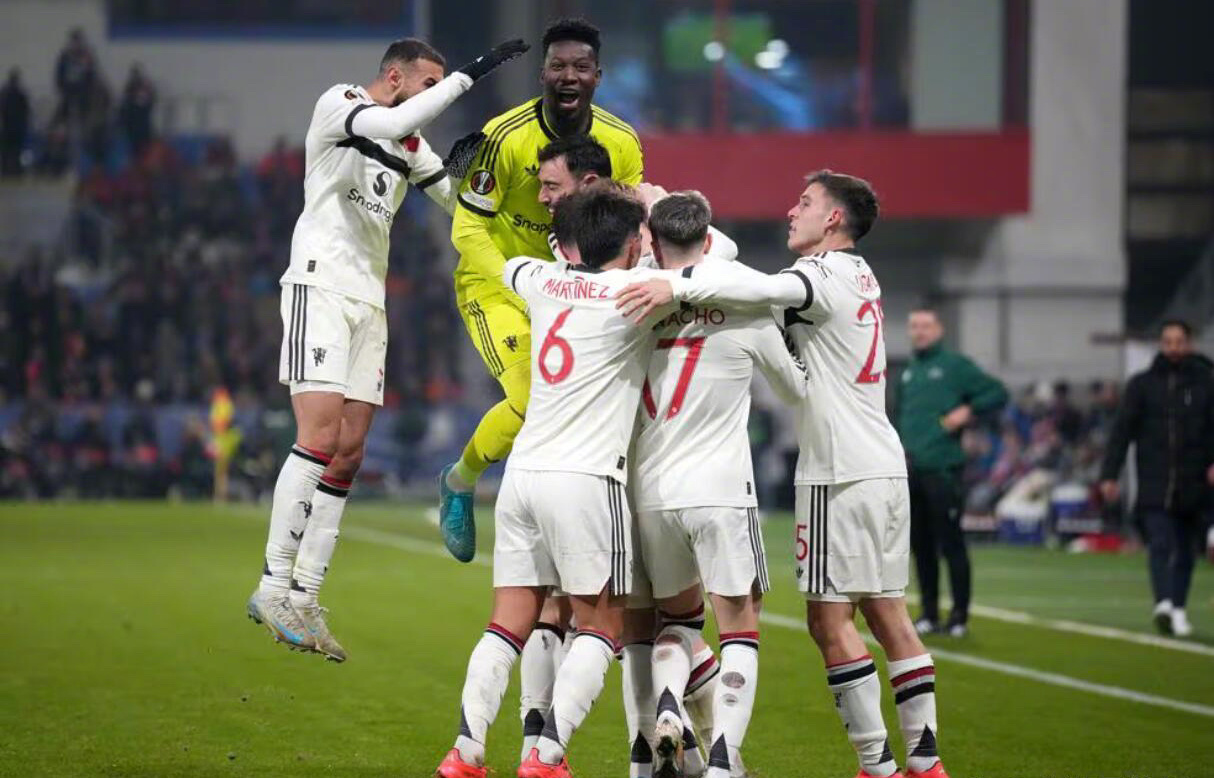 极速电竞-Rookie遭遇二十持续失利，巴黎圣日耳曼教练压力巨大！赛场气氛高涨的简单介绍