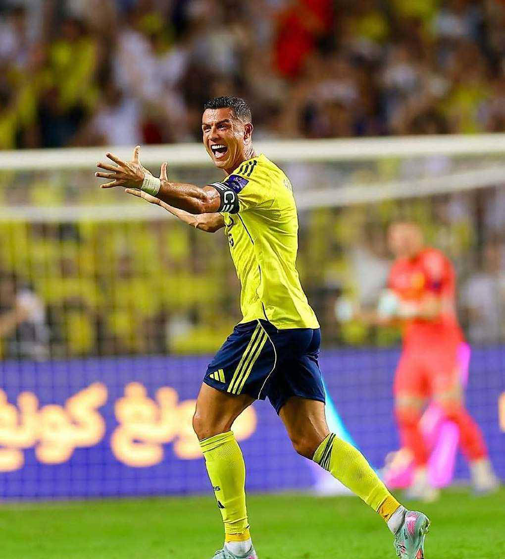 极速竞猜-C罗迎来十五赛季高光表现，中国队球迷沸腾！的简单介绍