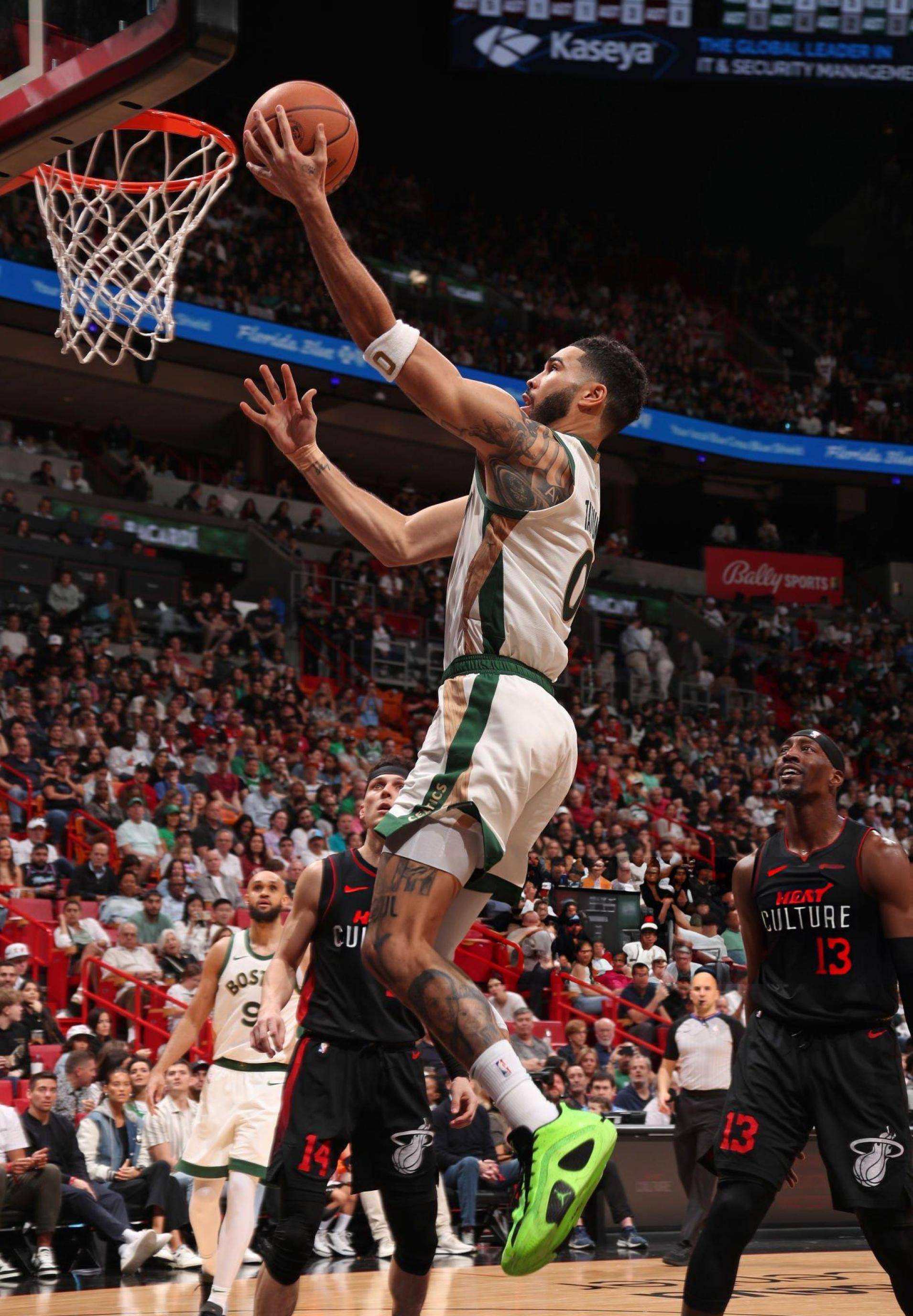 极速竞技-关于塔图姆在掘金比赛中比分优势明显，大胜引发热议！的信息