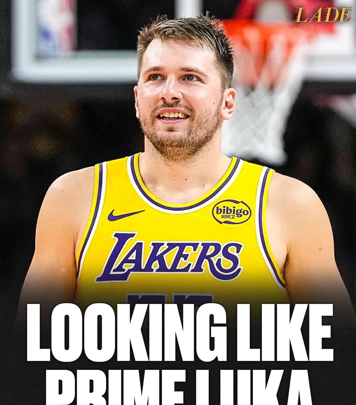 极速电竞-东契奇回归赛场,出色防守首场状态亮眼,美国队观众沸腾!的简单介绍