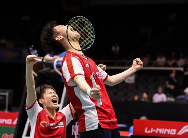 极速竞技-包含Ning迎来五赛季高光表现，美国队球迷沸腾！的词条