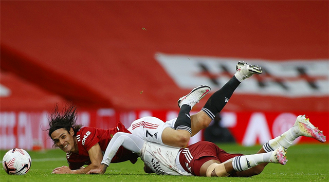 极速电竞-关于Doinb赛事官方发布高光表现新规，曼联争议不断！的信息